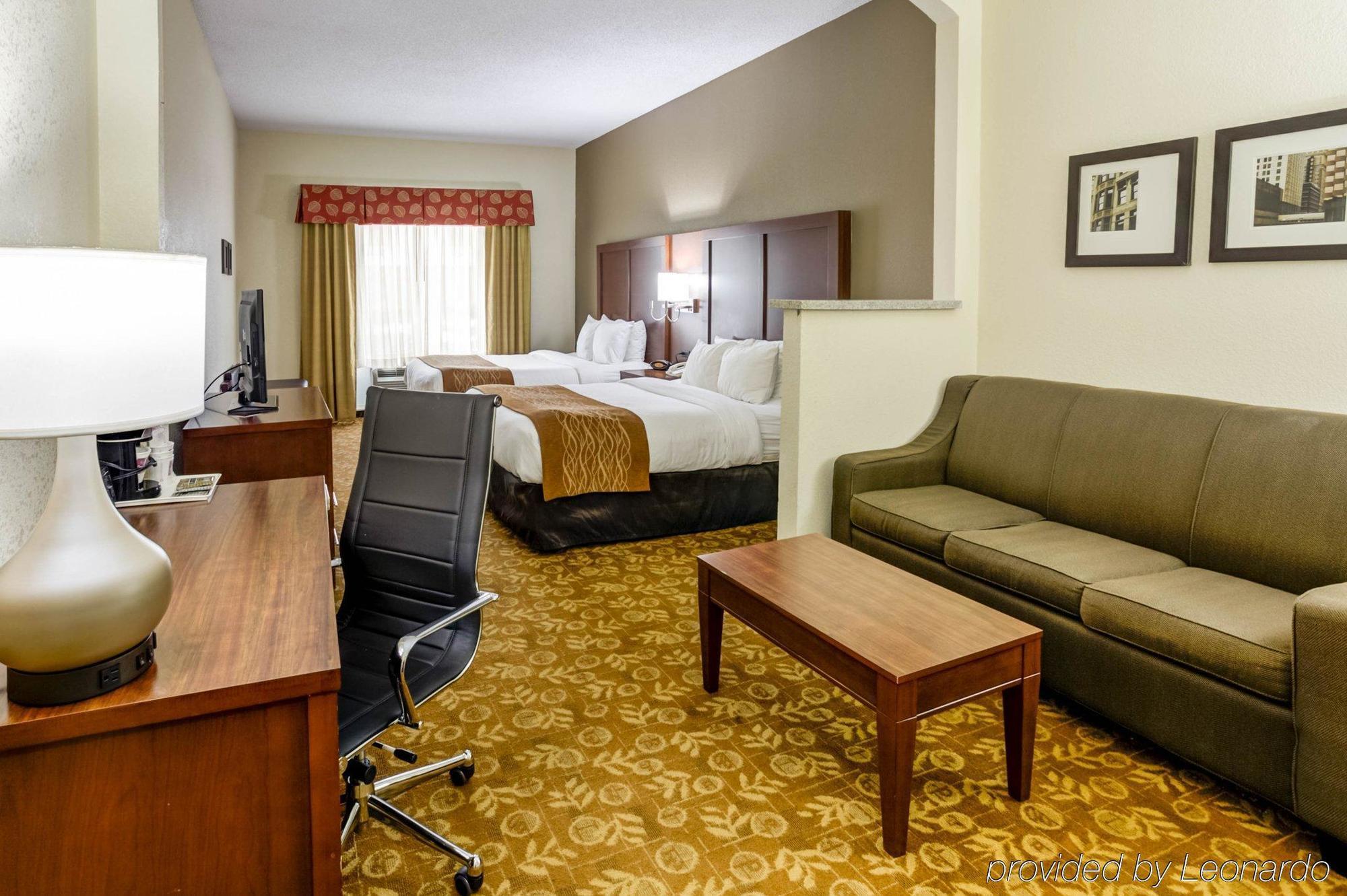 Comfort Kansas City-liberty Hotel 3*